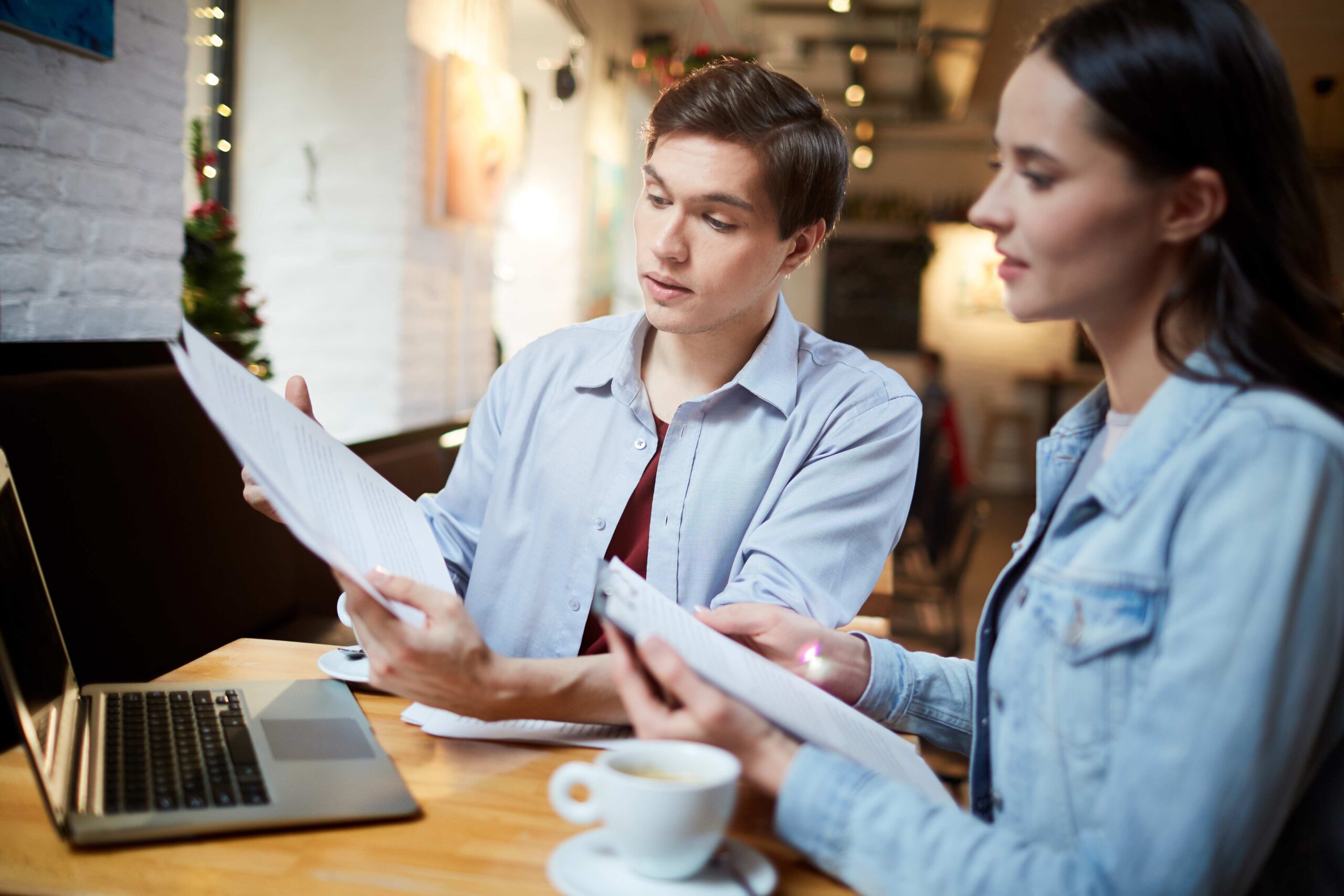 compressed_economists-working